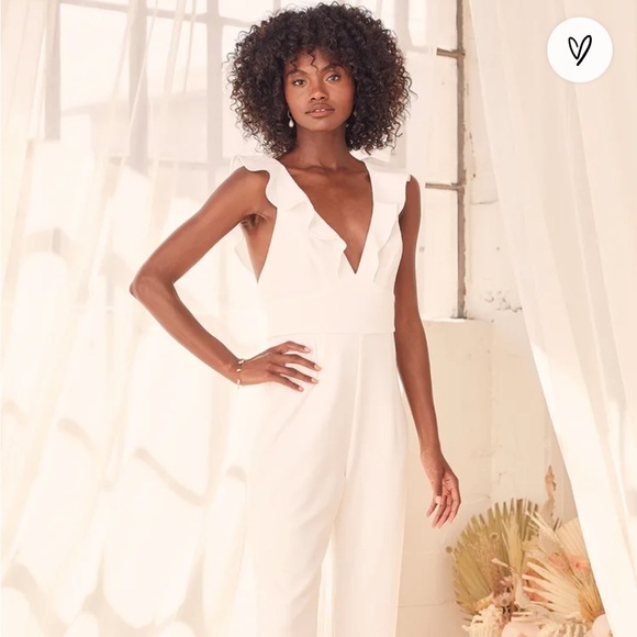 White ruffled jumpsuit - Picture 3 of 4